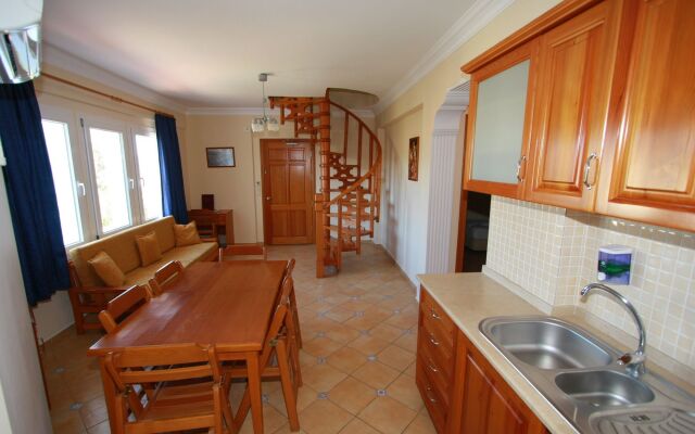 Sea Breeze Hotel & Apartments