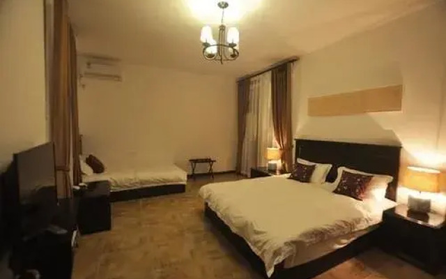 Yonder Way Hotel