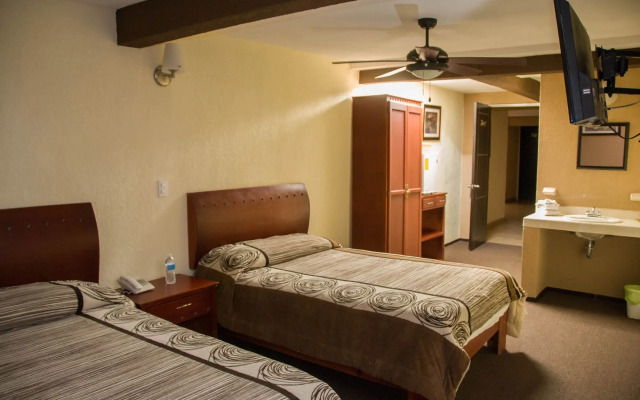 Hotel Rincón Real Suites