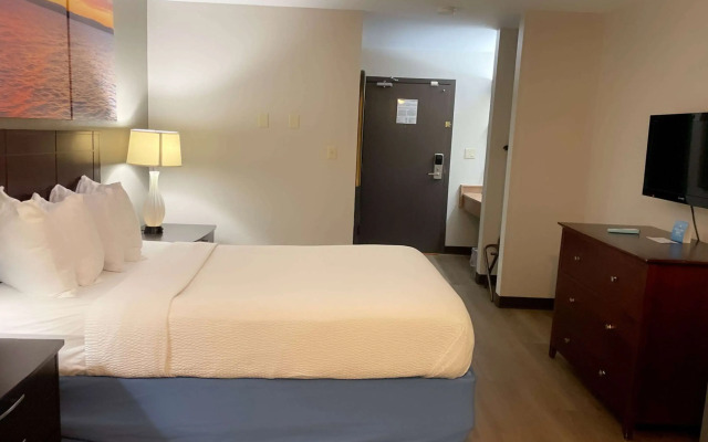 Days Inn & Suites by Wyndham Stevens Point