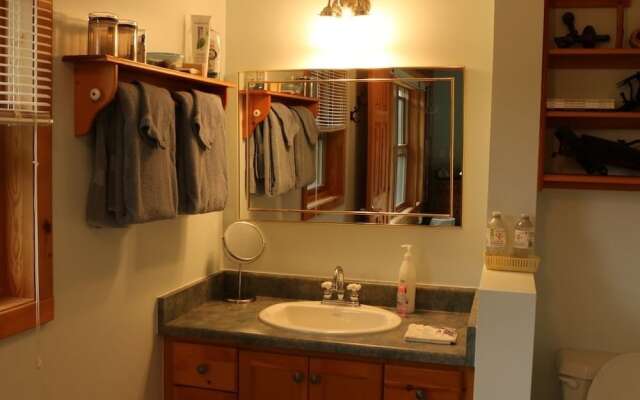 Sunny Rock B&B Haliburton