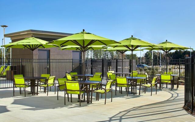 SpringHill Suites Charlotte at Carowinds