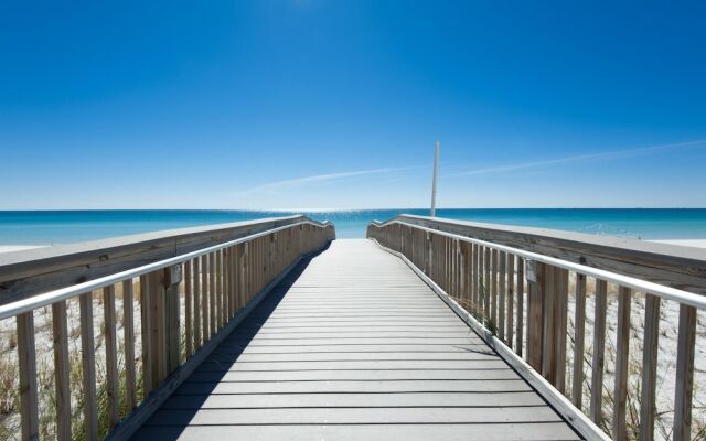 Holiday Surf and Racquet Club 412