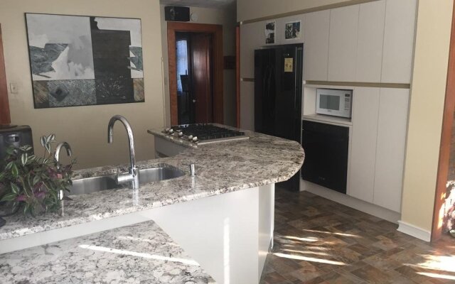 Queens Landing Guest House