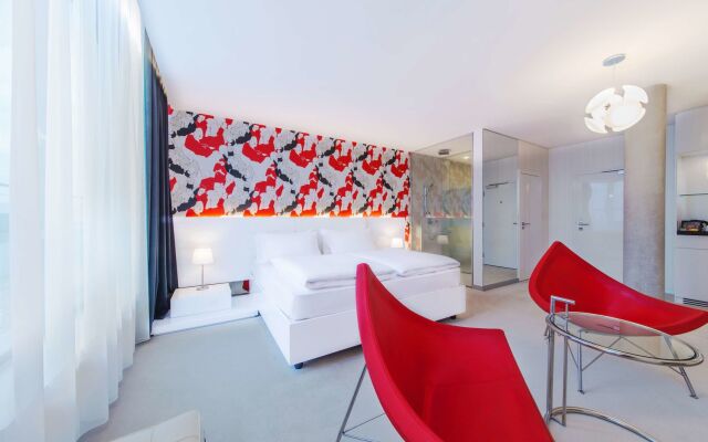 NH Bratislava Gate One