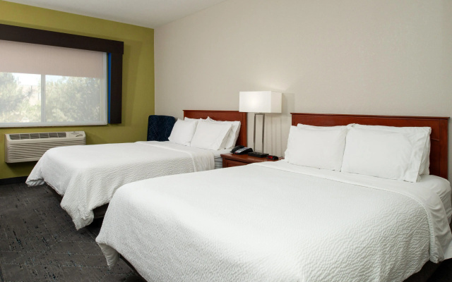 Holiday Inn Express Farmington - Bloomfield by IHG
