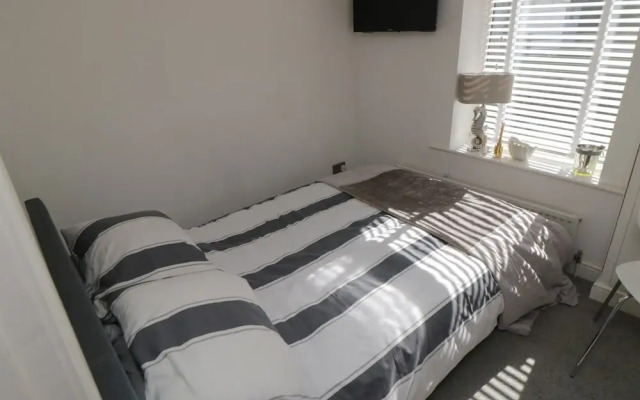 Flat 3, Peacehaven