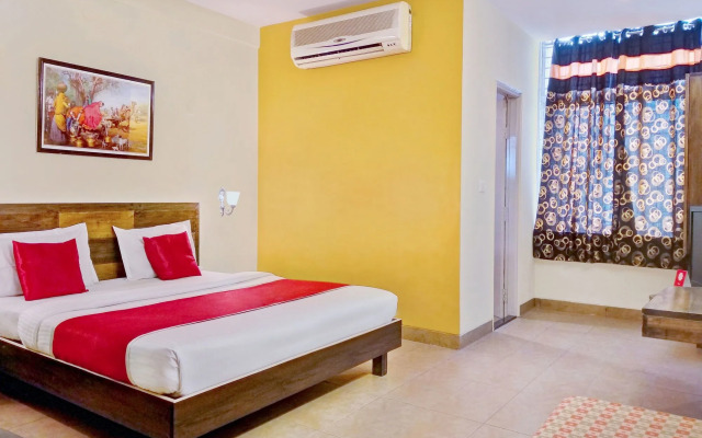Hotel Rathod Suites By OYO Rooms