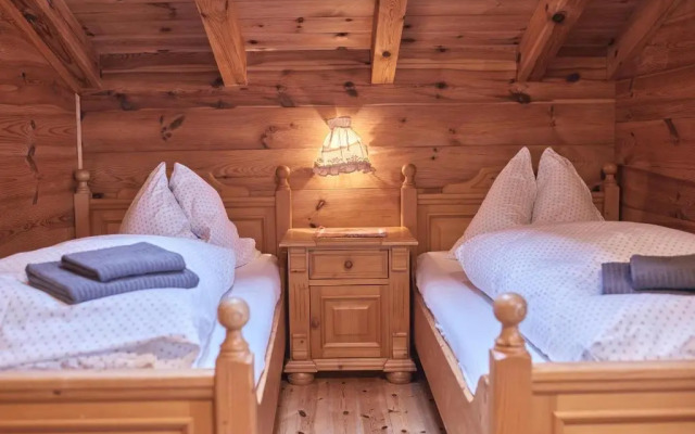 MOUNTAINRANGER - Lodge