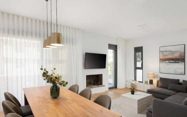 Glyfada Experience Residence