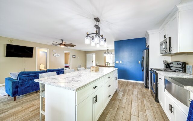 Milledgeville Home w/ Game Room & Private Dock!