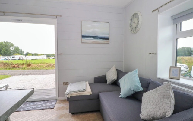 Sutton Fields Chalet