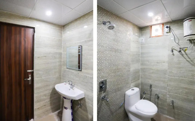 Hotel Shehnai by OYO Rooms