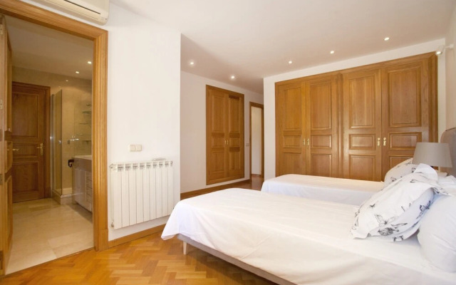 Charming Villa In The Exclusivity Of Son Vida