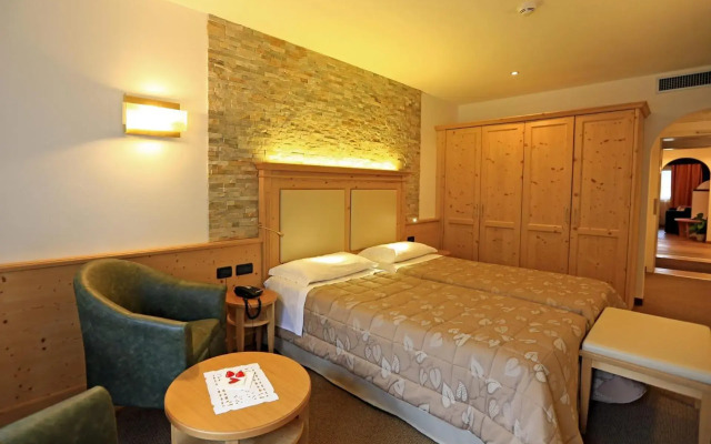 Hotel Ladina