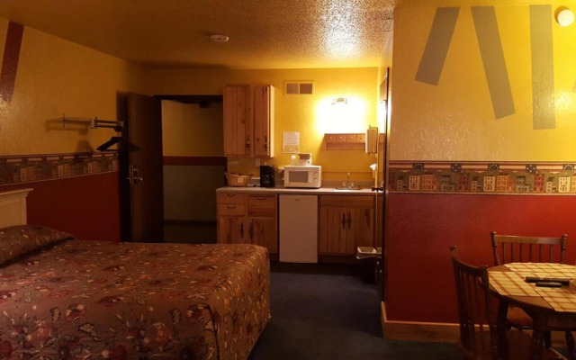 Earth Inn Motel