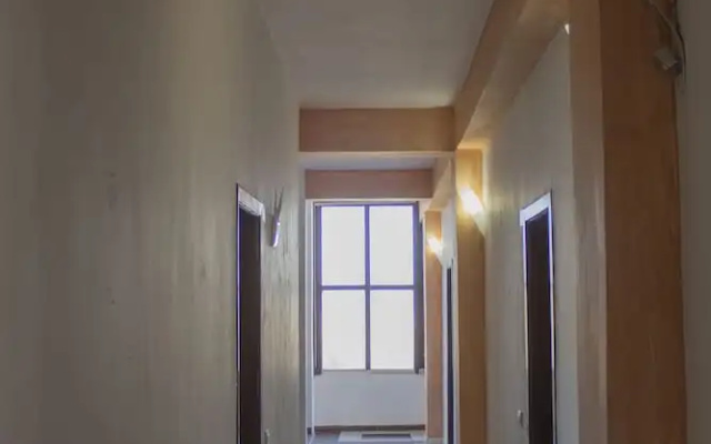 Oasis Hotel