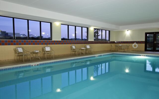 Hampton Inn & Suites Murray