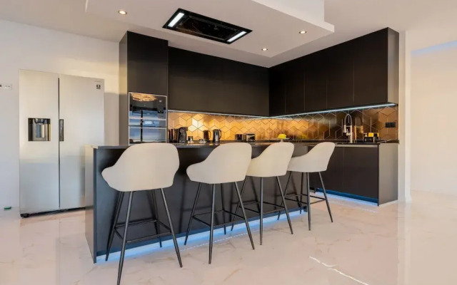 Villa Luxe by Atlantic Holiday