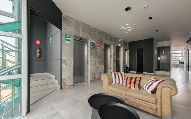 Top Bed Mixed Shared Room