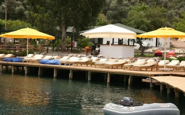 Ella Pansiyon Restaurant Yacht Club
