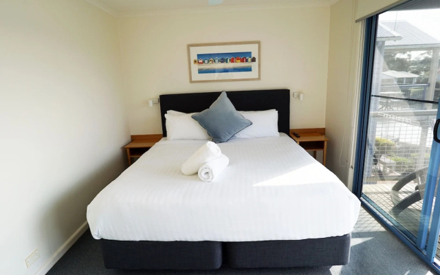 Captains Cove Waterfront Apartments
