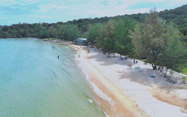 Sandy Beach Bungalows