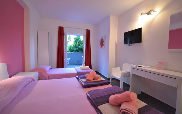 Villa Avantgarde B&B