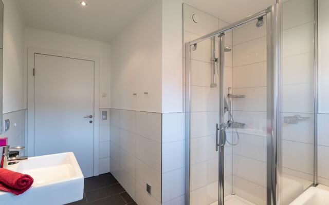 Upscale Chalet In Mauterndorf With Sauna And Ski Storage