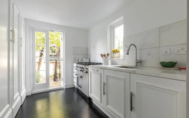 Edith Grove Viii by Onefinestay