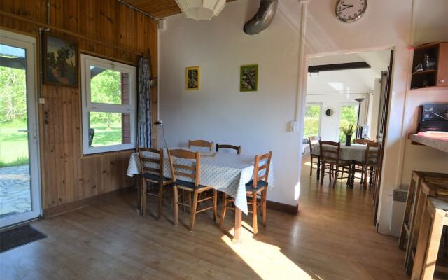 Maison de Campagne : Grand Jardin et Bois Privés