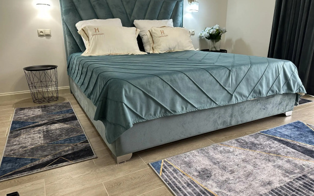 У Эльзы «Эленика»