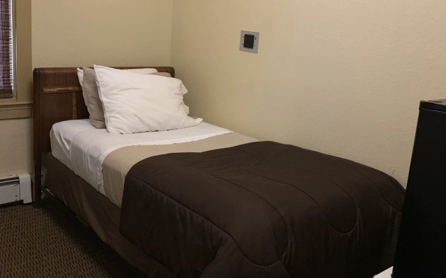 Hotel Cathlamet