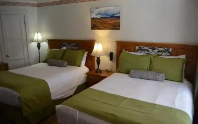 Silver Maple Inn