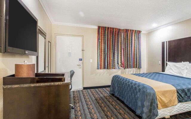 Studio 6 Suites – San Bernardino, CA