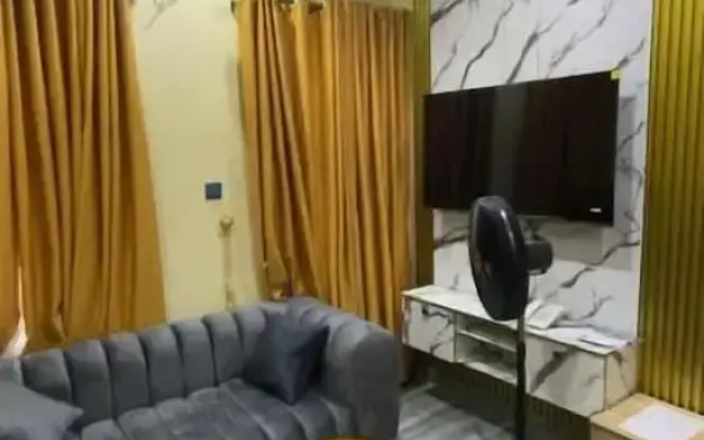 Oviation Hotels and Suites