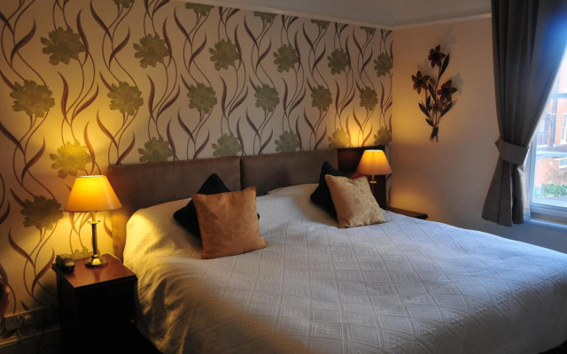 The Edward Hotel