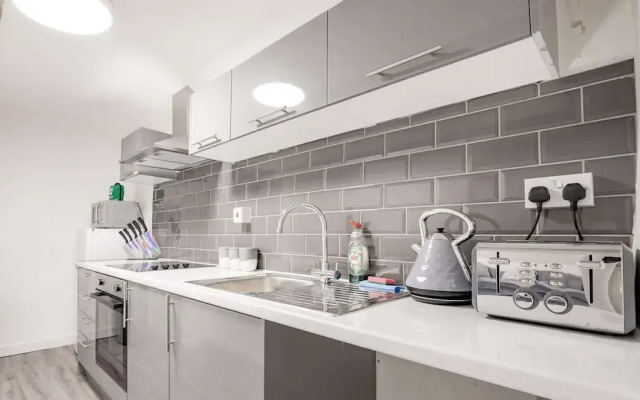 Host Stay New Street Dwelling