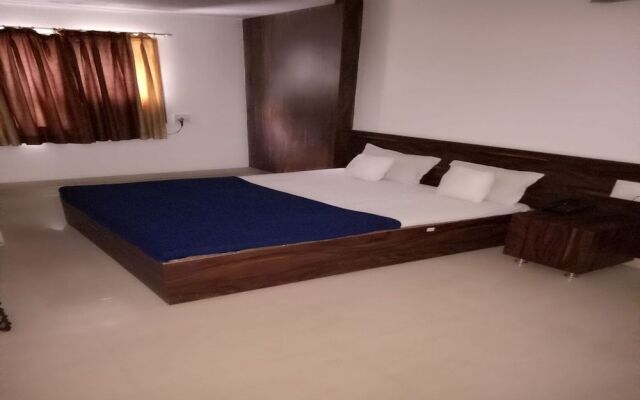 Hotel Sai Gangotri