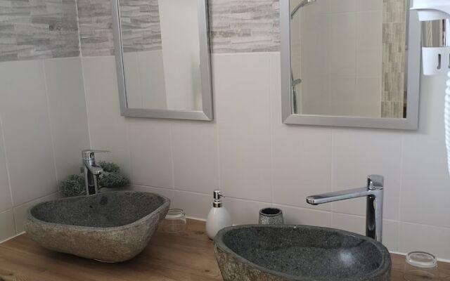 Les Chambres Du Houron