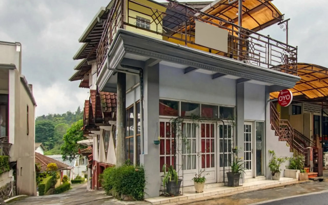 OYO 90031 Villa Papada