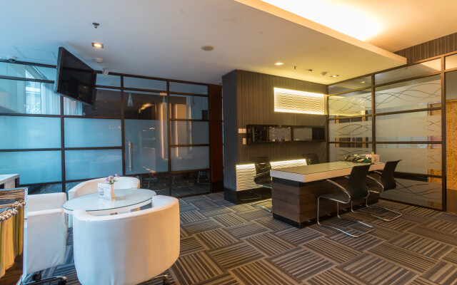 Manhattan Hotel Jakarta