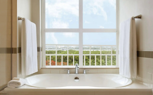 Embassy Suites by Hilton San Juan Hotel & Casino