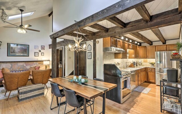 Woodsy Flagstaff Hideaway w/ Deck + Sunroom!