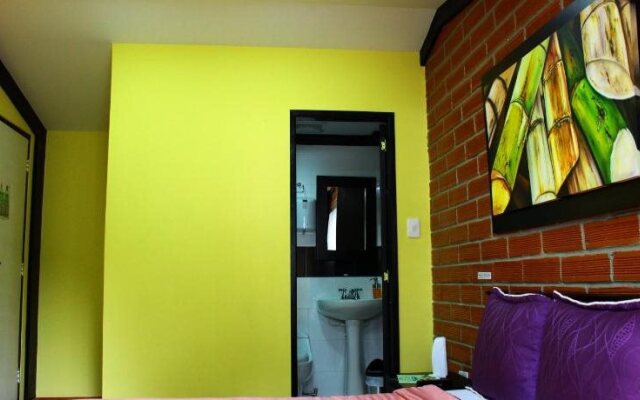 Overlook Hostal