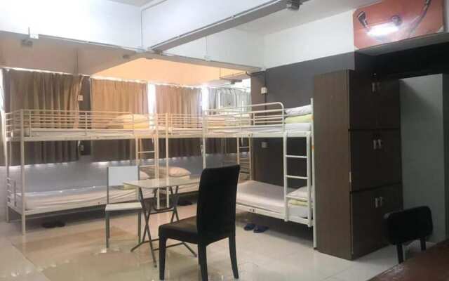 Hi Backpackers - Hong Kong Hostel Group