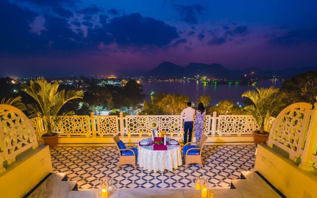 The Lalit Laxmi Vilas Palace