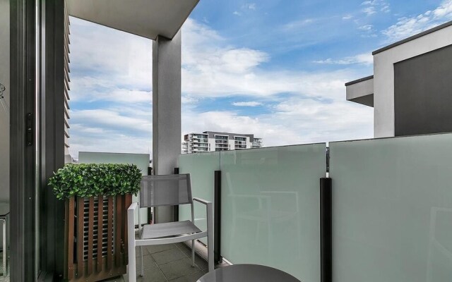 QV Design Ideally Located Apartment - 833