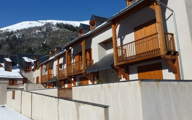 ST LARY-VIGNEC Charmant studio au calme