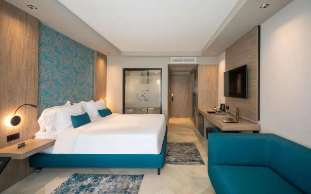 SpringHill Suites Old Montreal